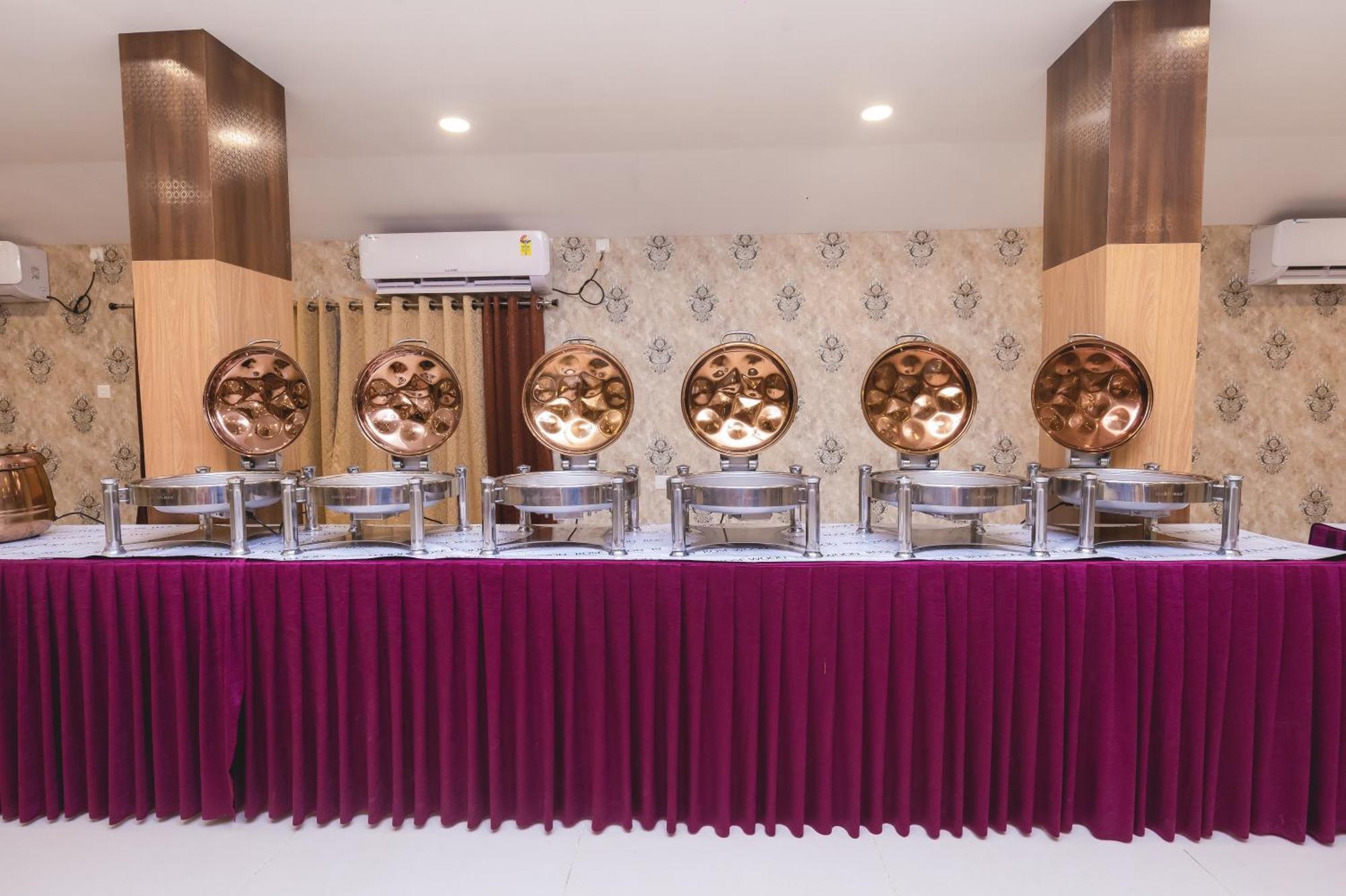 Rosewood Luxury Hotel Μπουμπάνεσβαρ Εξωτερικό φωτογραφία