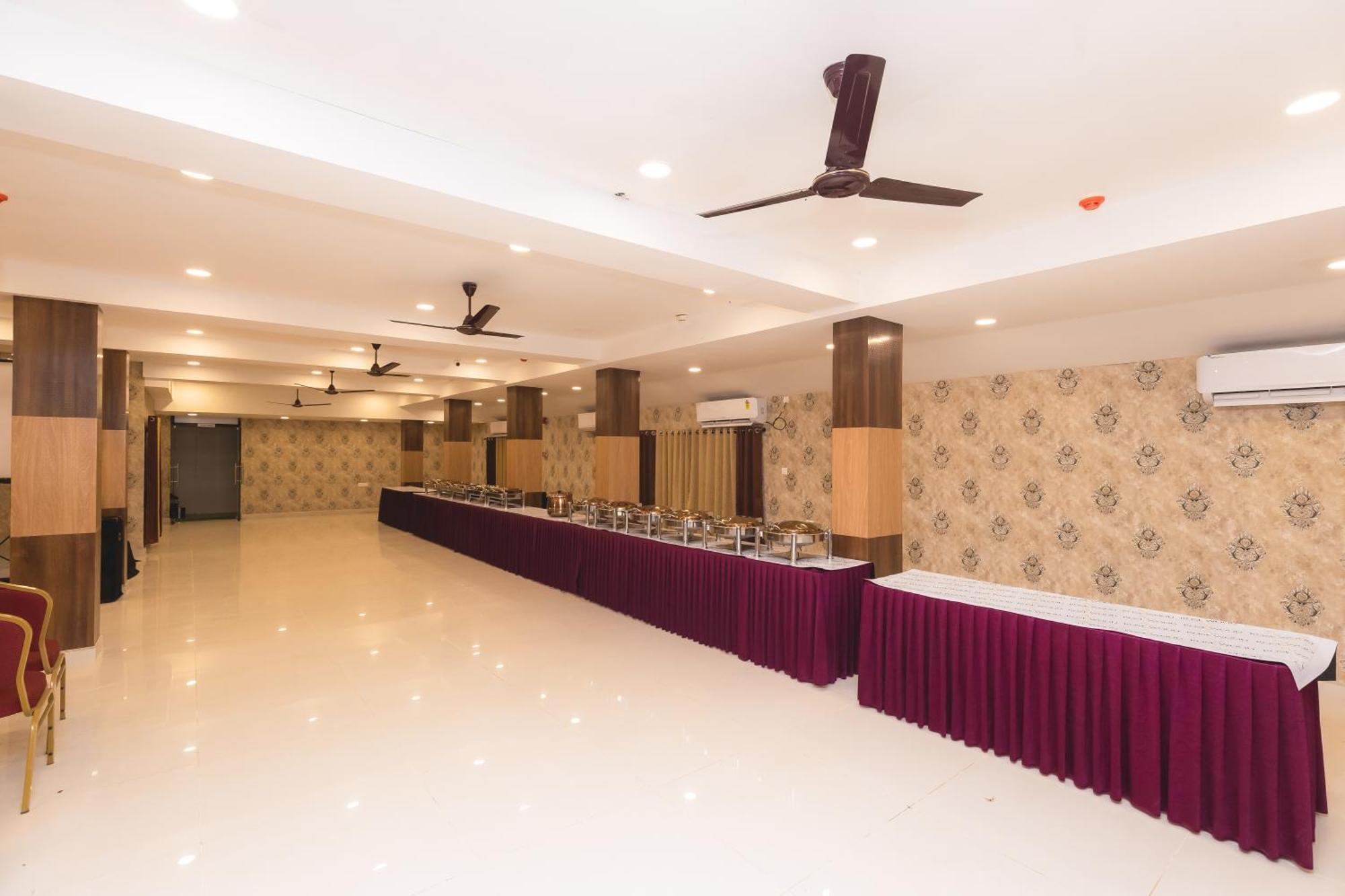 Rosewood Luxury Hotel Μπουμπάνεσβαρ Εξωτερικό φωτογραφία