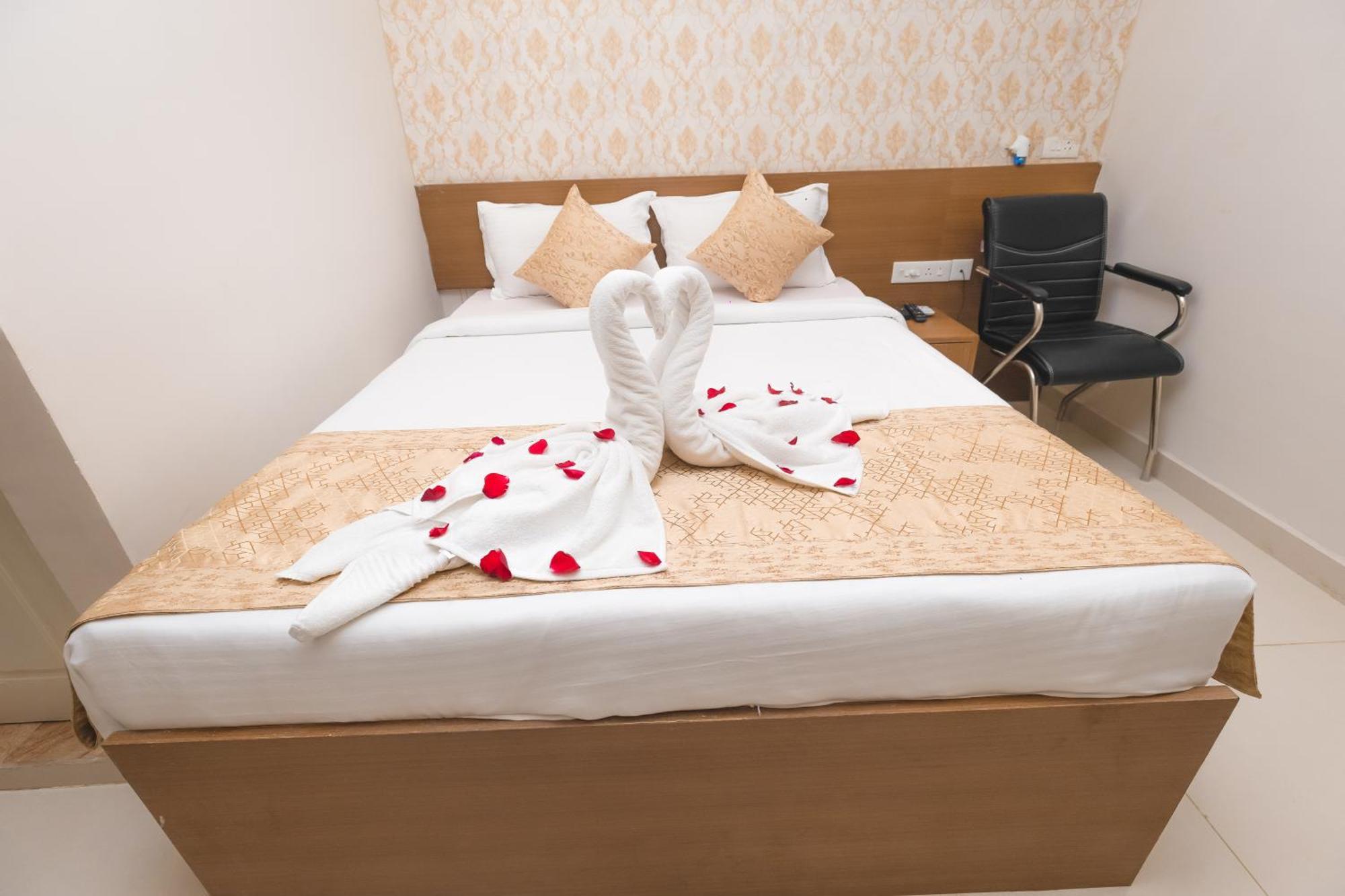 Rosewood Luxury Hotel Μπουμπάνεσβαρ Εξωτερικό φωτογραφία