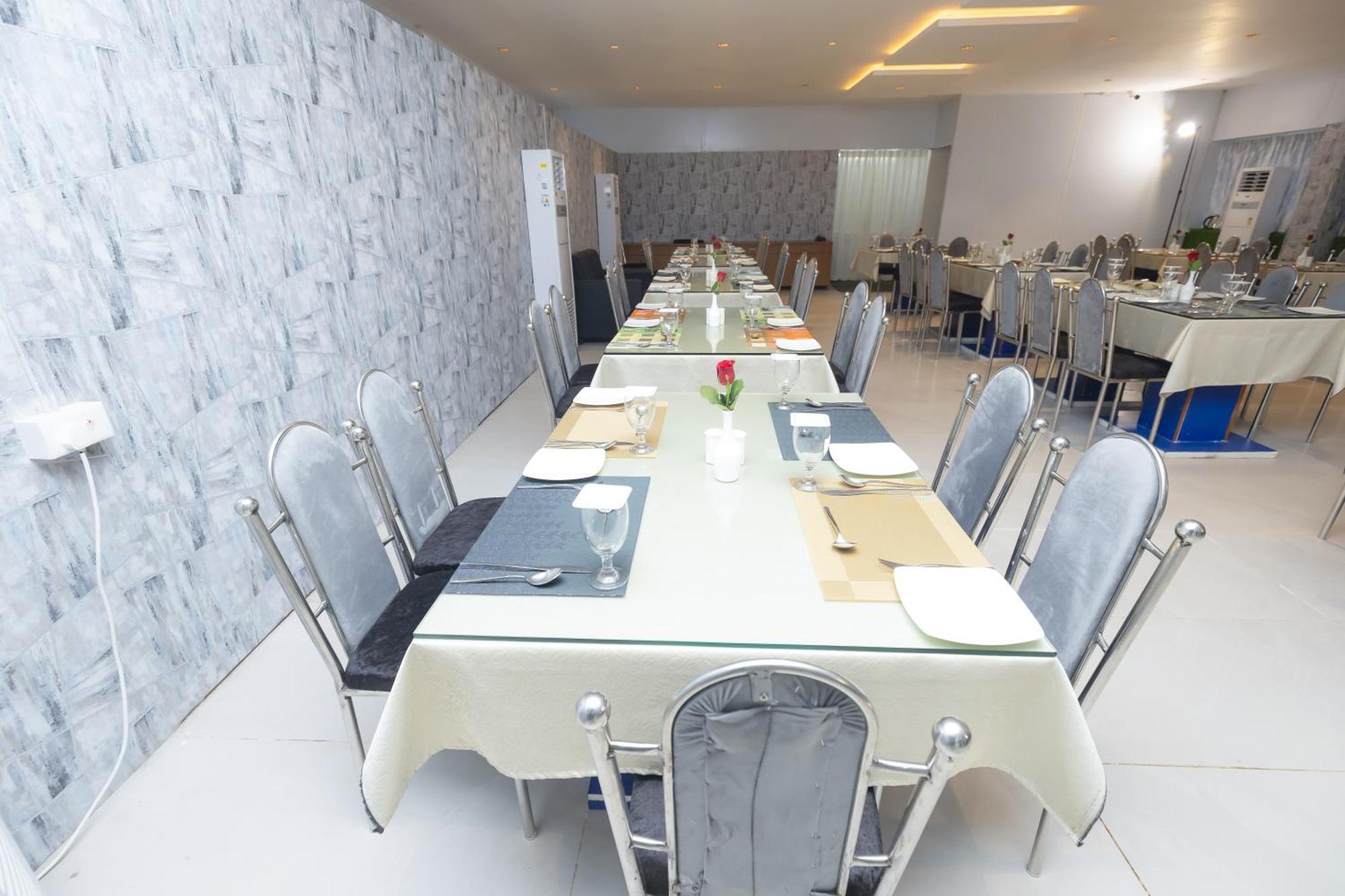 Rosewood Luxury Hotel Μπουμπάνεσβαρ Εξωτερικό φωτογραφία