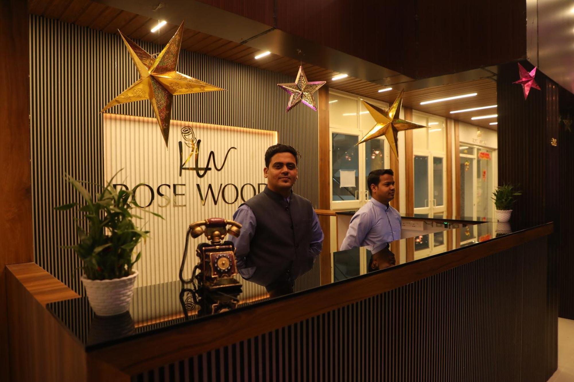 Rosewood Luxury Hotel Μπουμπάνεσβαρ Εξωτερικό φωτογραφία
